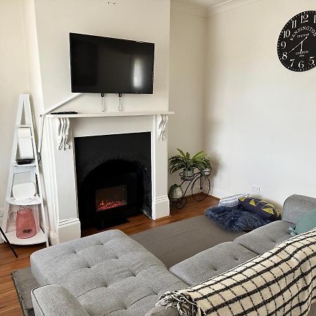 Cornelias Cottage Mount Gambier Central Bagian luar foto