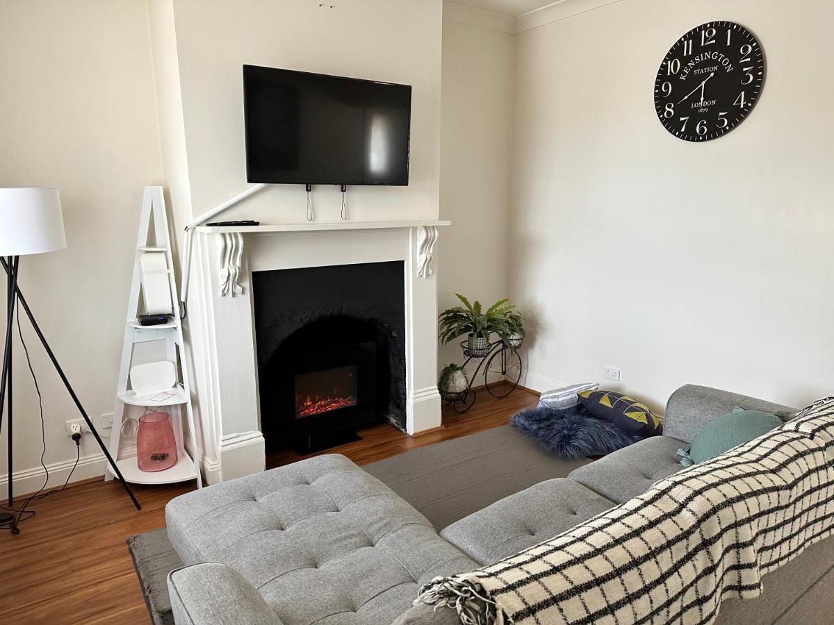 Cornelias Cottage Mount Gambier Central Bagian luar foto